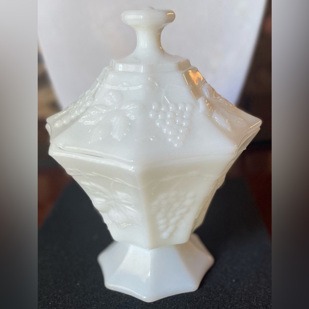 “ANCHOR HOCKING” MILK GLASS-VNT. OCTAGON SHAPED COMPOTE w/LID